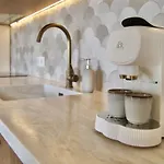 Casita Blanca, Beautiful House With Sea View 펜션