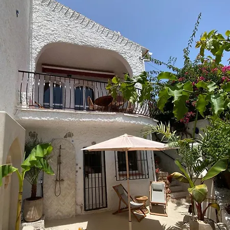 別荘 Casita Blanca, Beautiful House With Sea View *