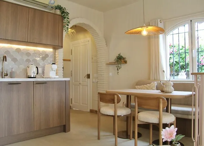 Casita Blanca, Beautiful House With Sea View *