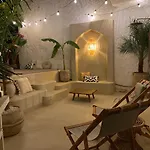 Будинок відпочинку Casita Blanca, Beautiful House With Sea View