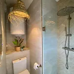 Casita Blanca, Beautiful House With Sea View Нерха