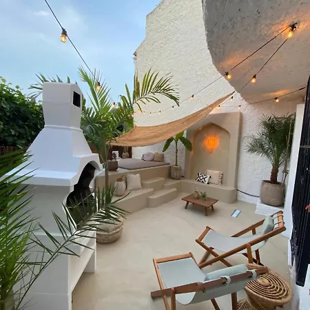 別荘 Casita Blanca, Beautiful House With Sea View *